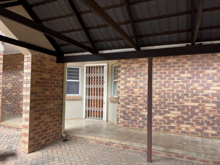 2 Bedroom Property for Sale in Dassie Rand North West